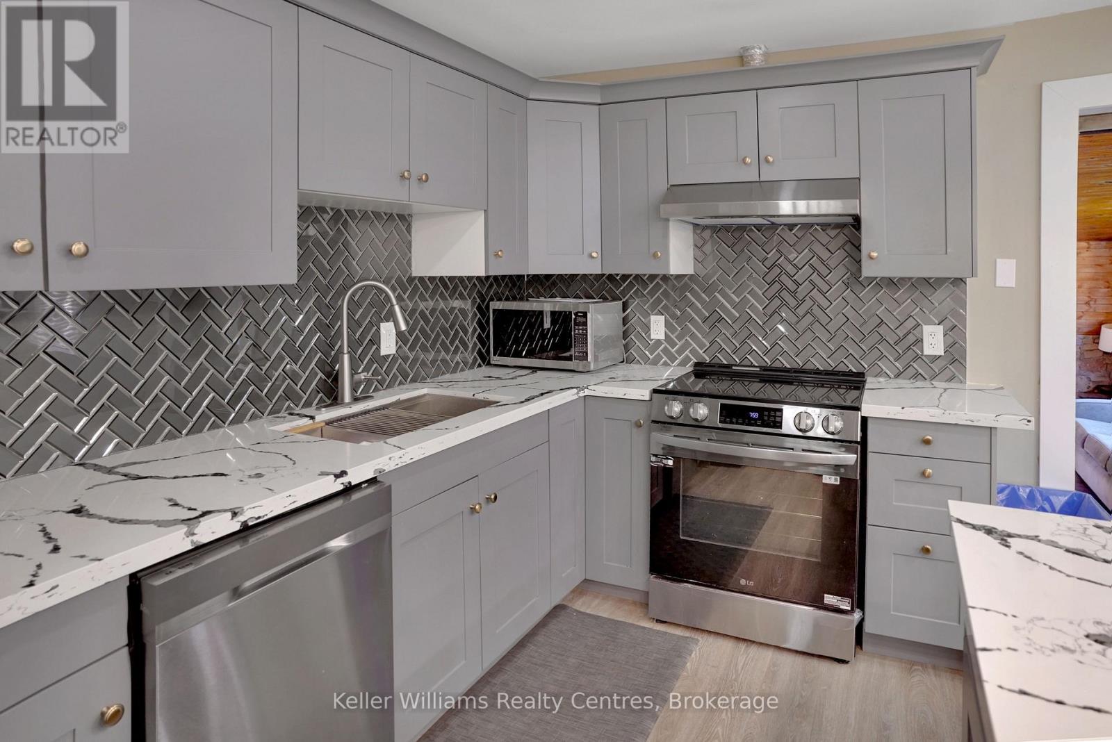 1256 Sunset Drive, South Bruce Peninsula, Ontario  N0H 2T0 - Photo 22 - X12493128