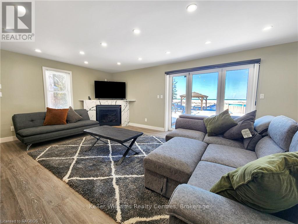 1256 Sunset Drive, South Bruce Peninsula, Ontario  N0H 2T0 - Photo 26 - X12493128