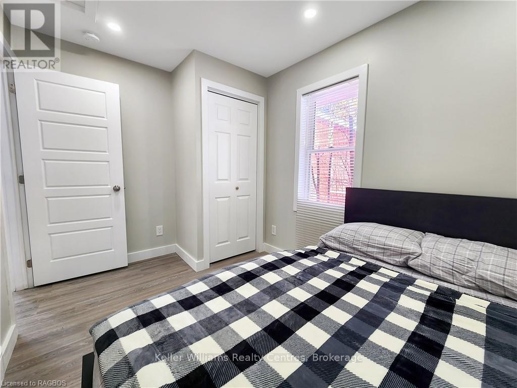 1256 Sunset Drive, South Bruce Peninsula, Ontario  N0H 2T0 - Photo 32 - X12493128