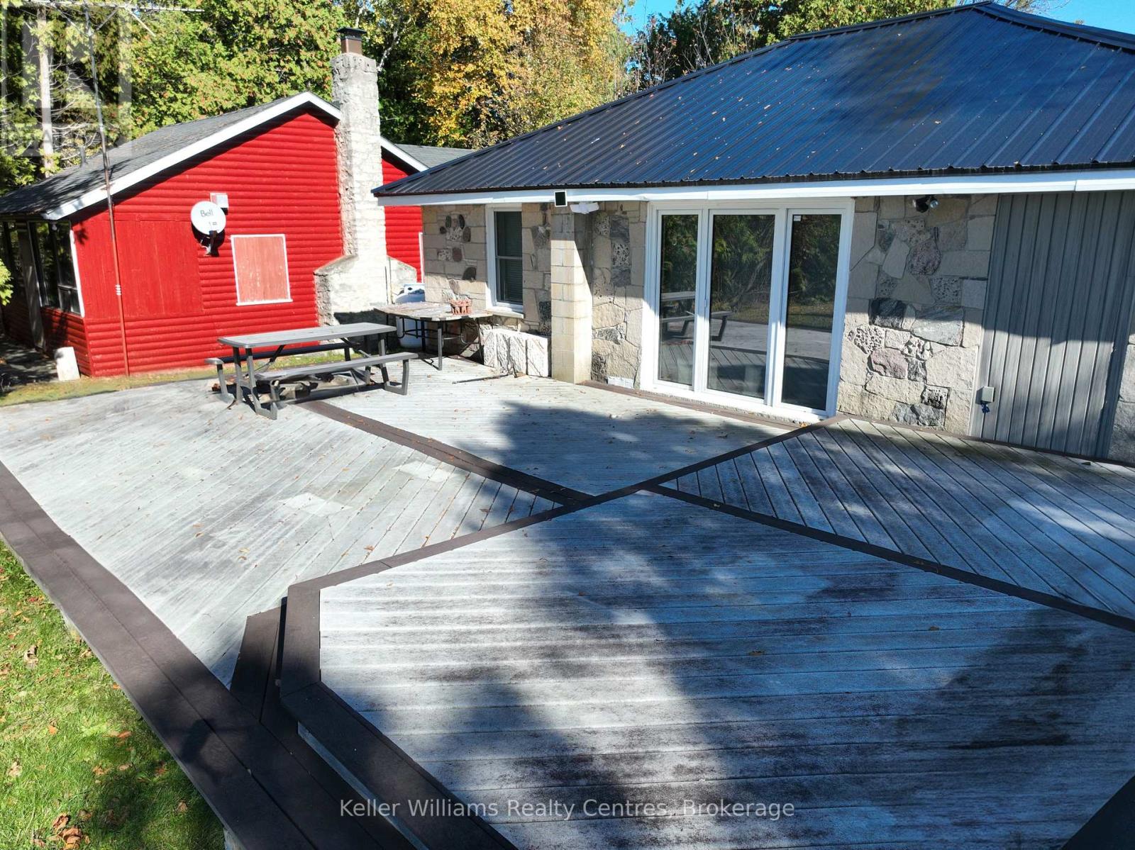 1256 Sunset Drive, South Bruce Peninsula, Ontario  N0H 2T0 - Photo 43 - X12493128