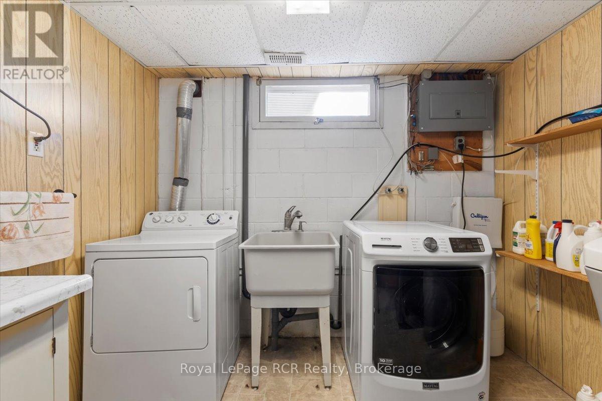 579 19th Avenue, Hanover, Ontario  N4N 3G4 - Photo 23 - X12493162