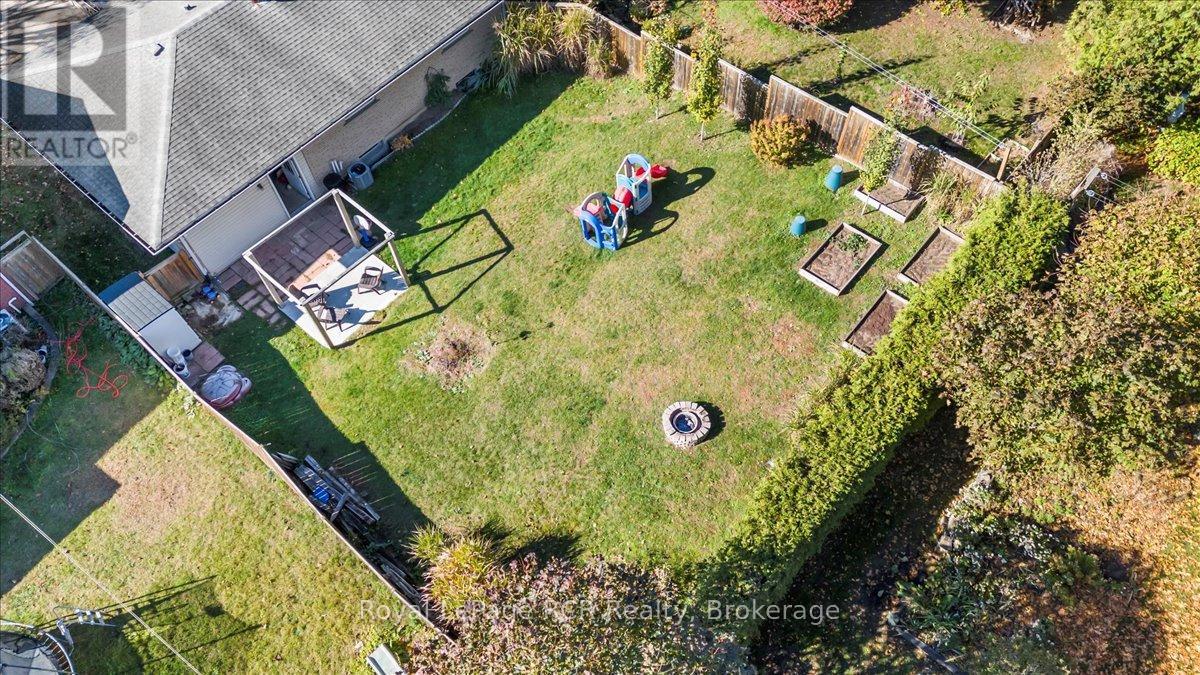 579 19th Avenue, Hanover, Ontario  N4N 3G4 - Photo 27 - X12493162