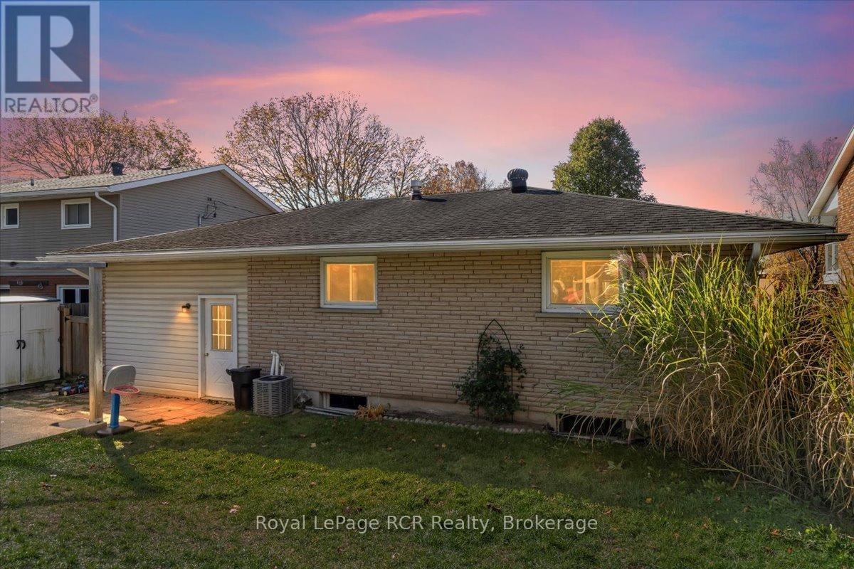 579 19th Avenue, Hanover, Ontario  N4N 3G4 - Photo 31 - X12493162