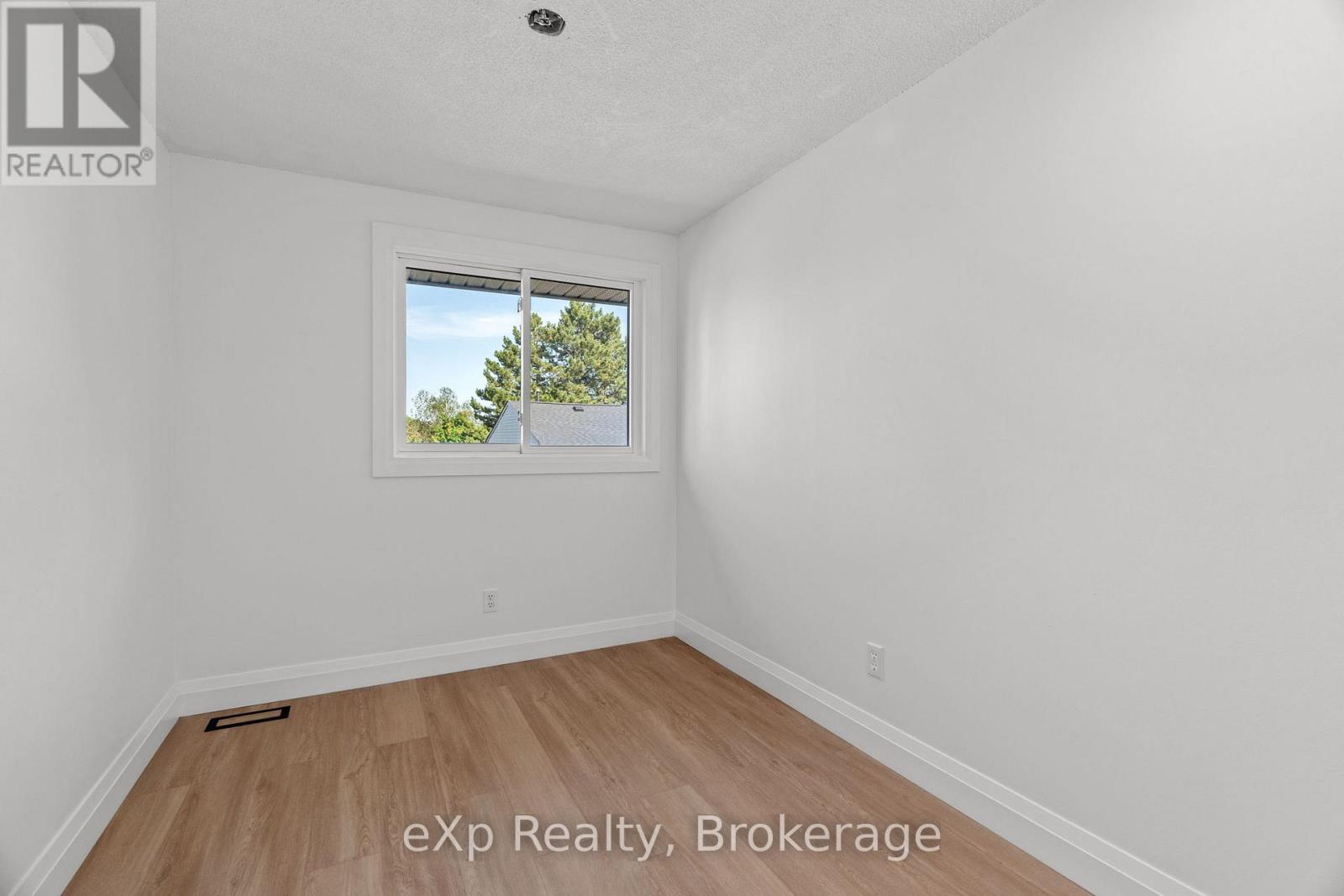 38 - 88 Avonwood Drive, Stratford, Ontario  N4Z 1B3 - Photo 24 - X12493168