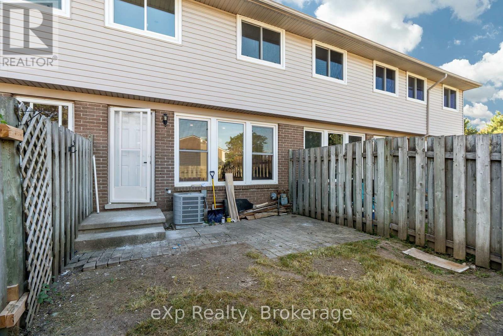 38 - 88 Avonwood Drive, Stratford, Ontario  N4Z 1B3 - Photo 33 - X12493168