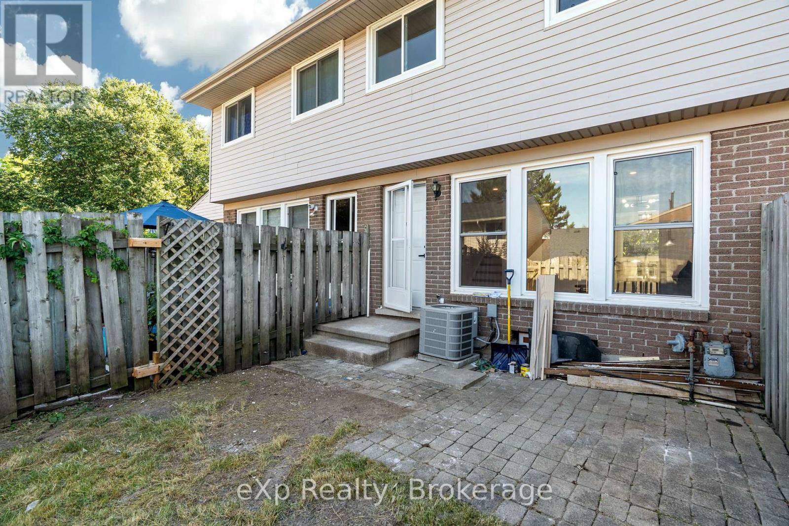 38 - 88 Avonwood Drive, Stratford, Ontario  N4Z 1B3 - Photo 35 - X12493168