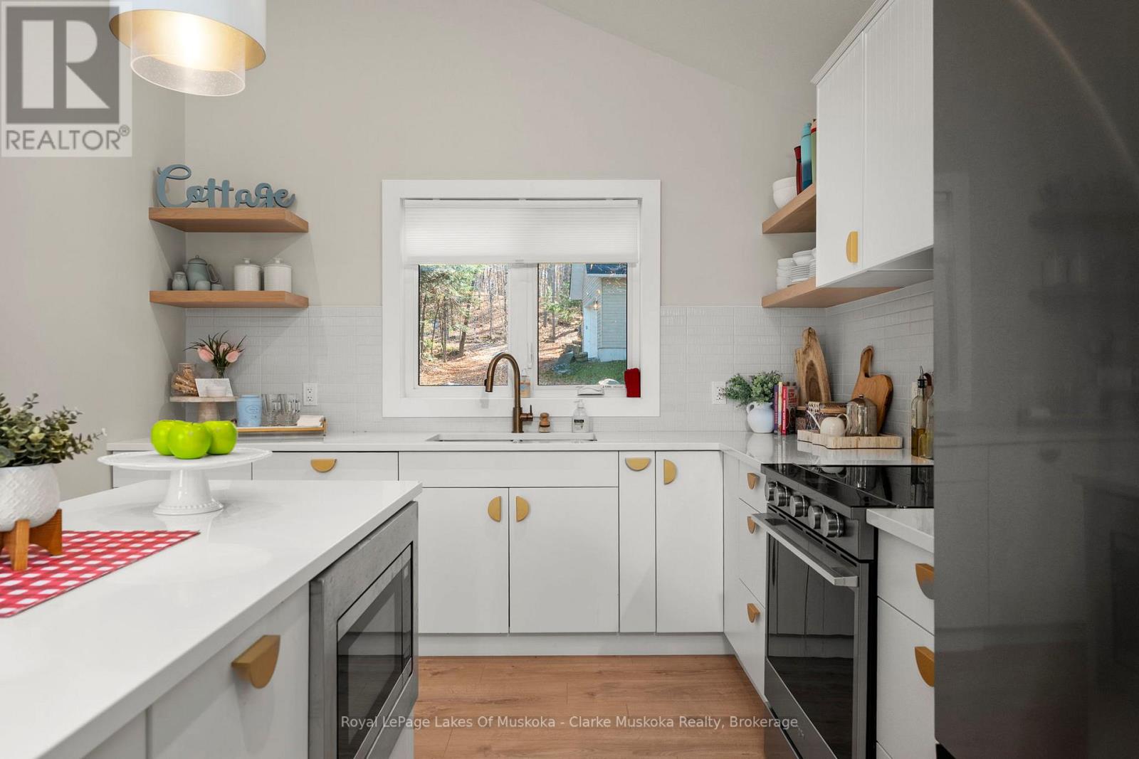 1172 Wilkinson Road, Dysart Et Al, Ontario  P1L 0A3 - Photo 21 - X12493188