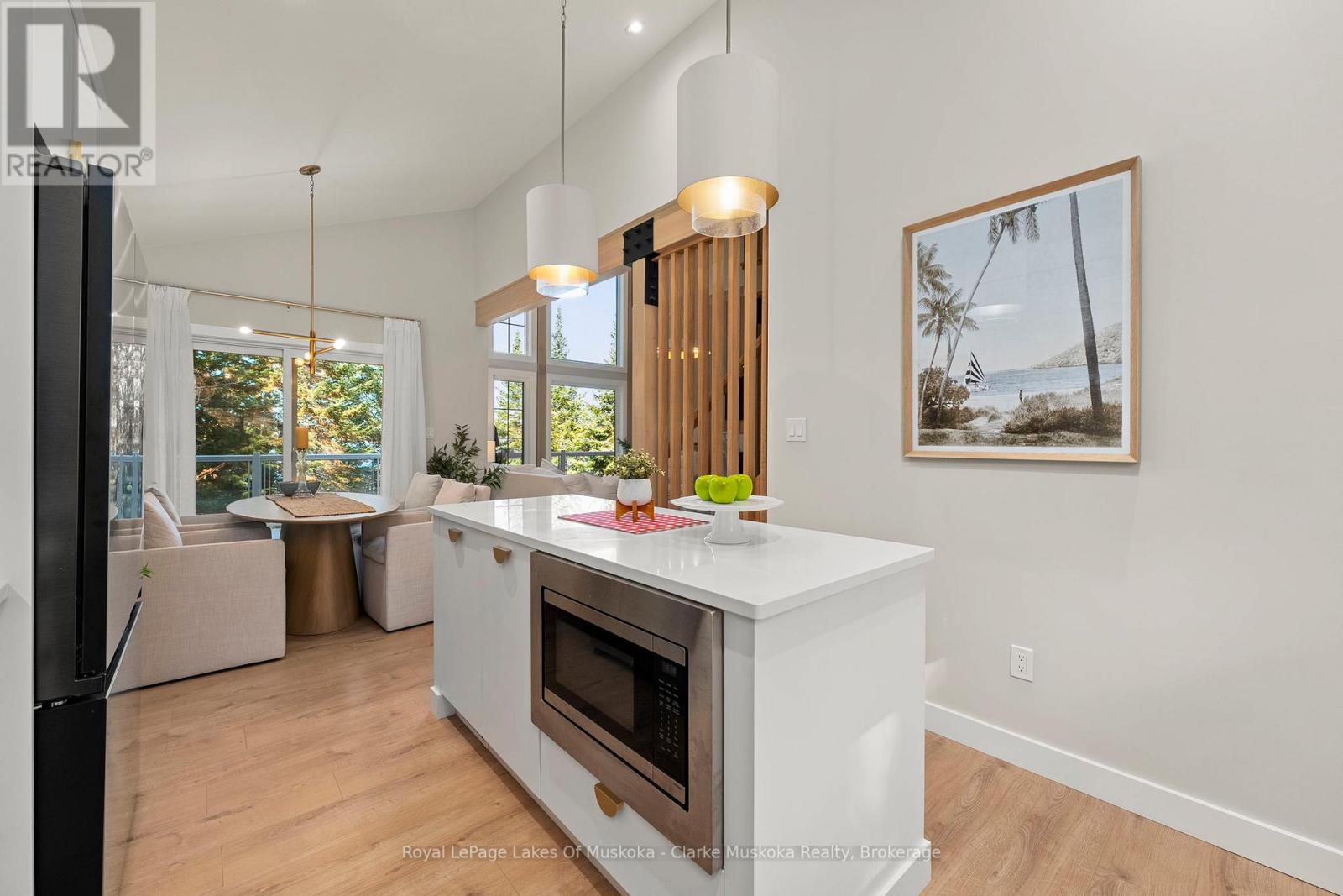 1172 Wilkinson Road, Dysart Et Al, Ontario  P1L 0A3 - Photo 22 - X12493188