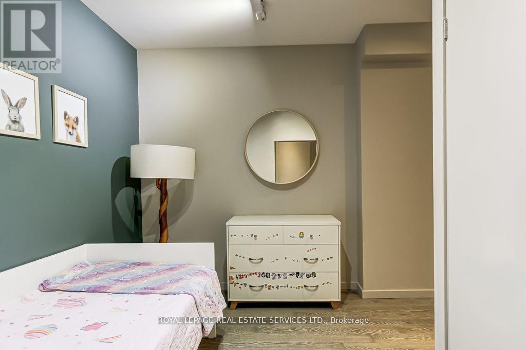 373 Sorauren Avenue, Toronto, Ontario  M6R 0A4 - Photo 14 - W12492866