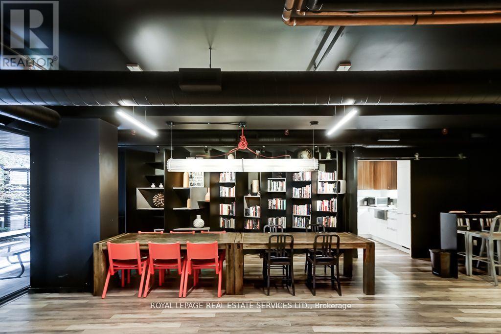 373 Sorauren Avenue, Toronto, Ontario  M6R 0A4 - Photo 19 - W12492866