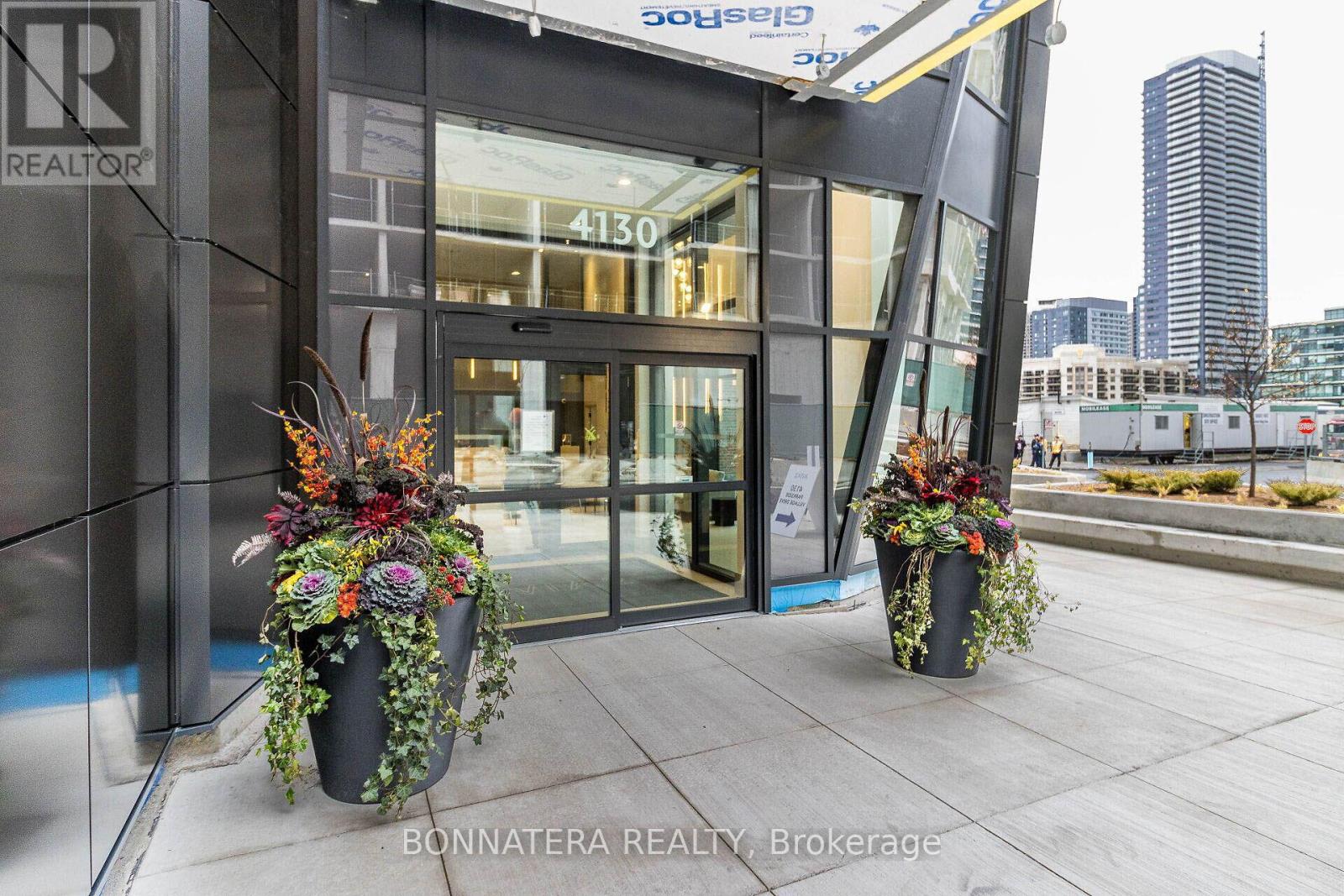 3302 - 4130 Parkside Village Drive, Mississauga, Ontario  L5B 0L7 - Photo 16 - W12492892