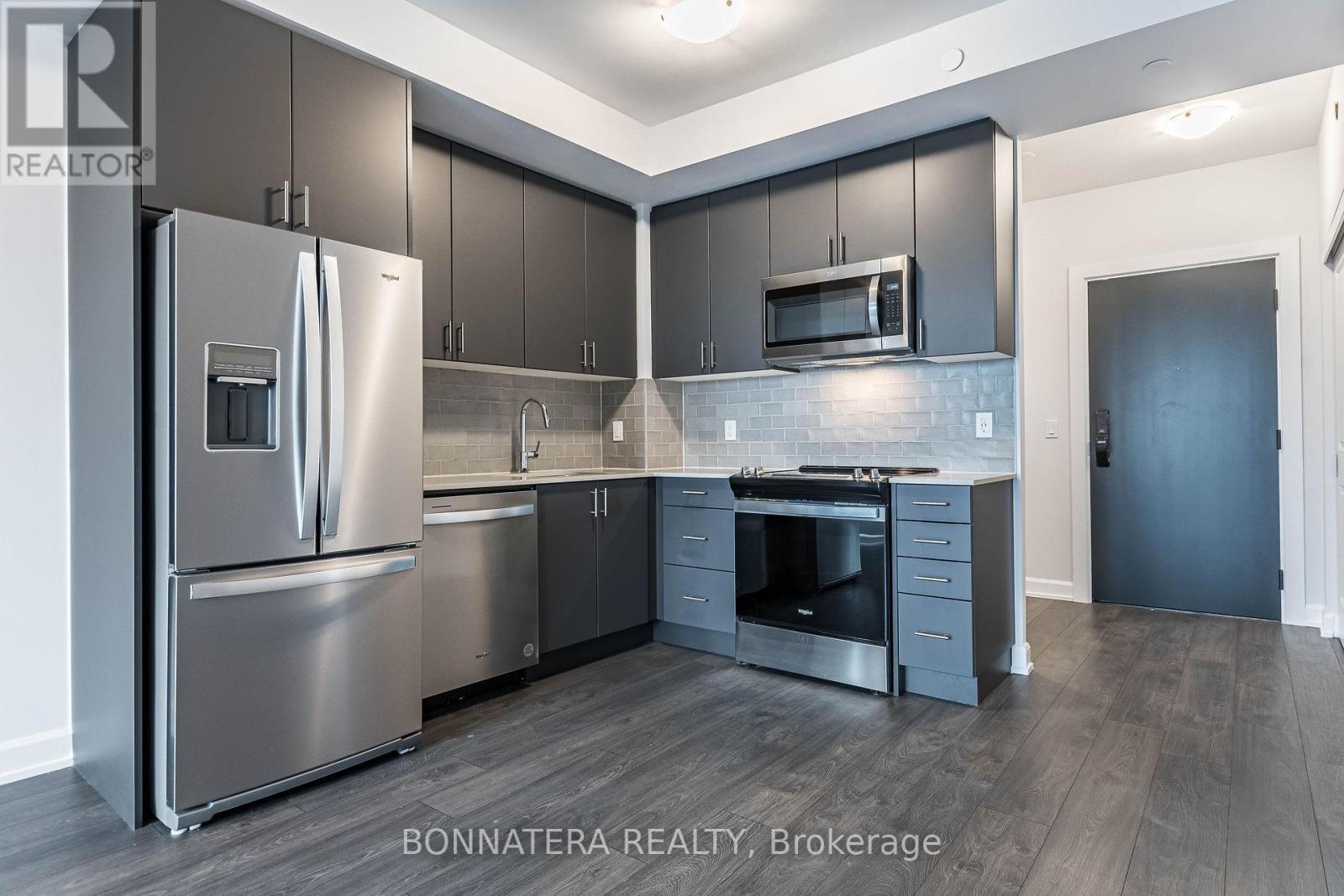 626 - 3200 William Coltson Avenue, Oakville, Ontario  L6H 7C2 - Photo 17 - W12492902