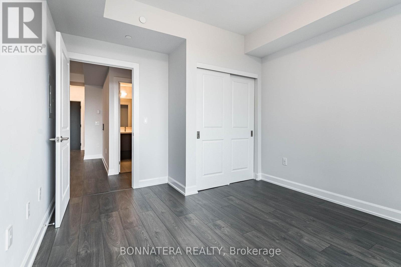 626 - 3200 William Coltson Avenue, Oakville, Ontario  L6H 7C2 - Photo 25 - W12492902