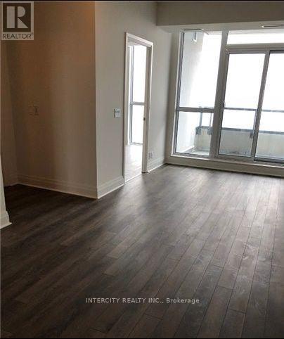 2010 - 15 Zorra Street, Toronto, Ontario  M8Z 4Z6 - Photo 3 - W12492912