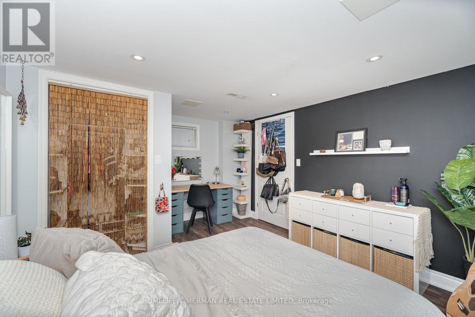 66 Mooreshead Drive, Toronto, Ontario  M9C 2S3 - Photo 37 - W12492936