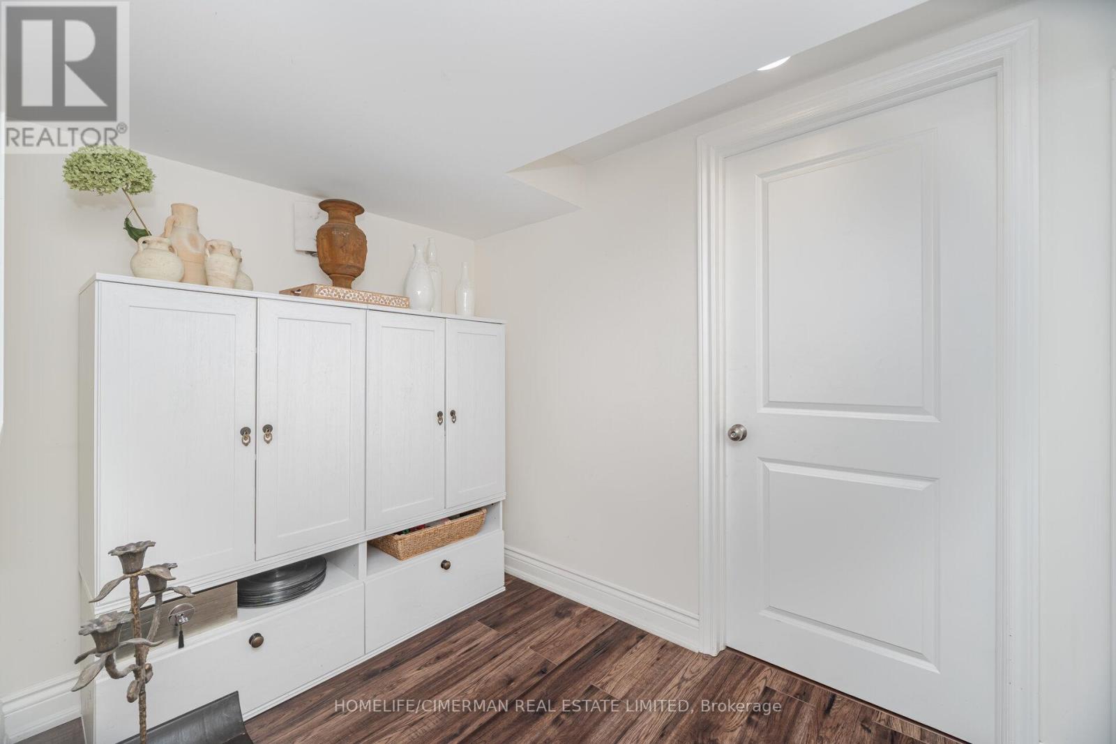 66 Mooreshead Drive, Toronto, Ontario  M9C 2S3 - Photo 38 - W12492936