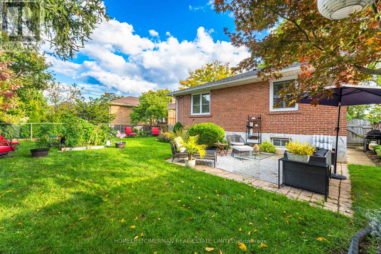 66 Mooreshead Drive, Toronto, Ontario  M9C 2S3 - Photo 44 - W12492936