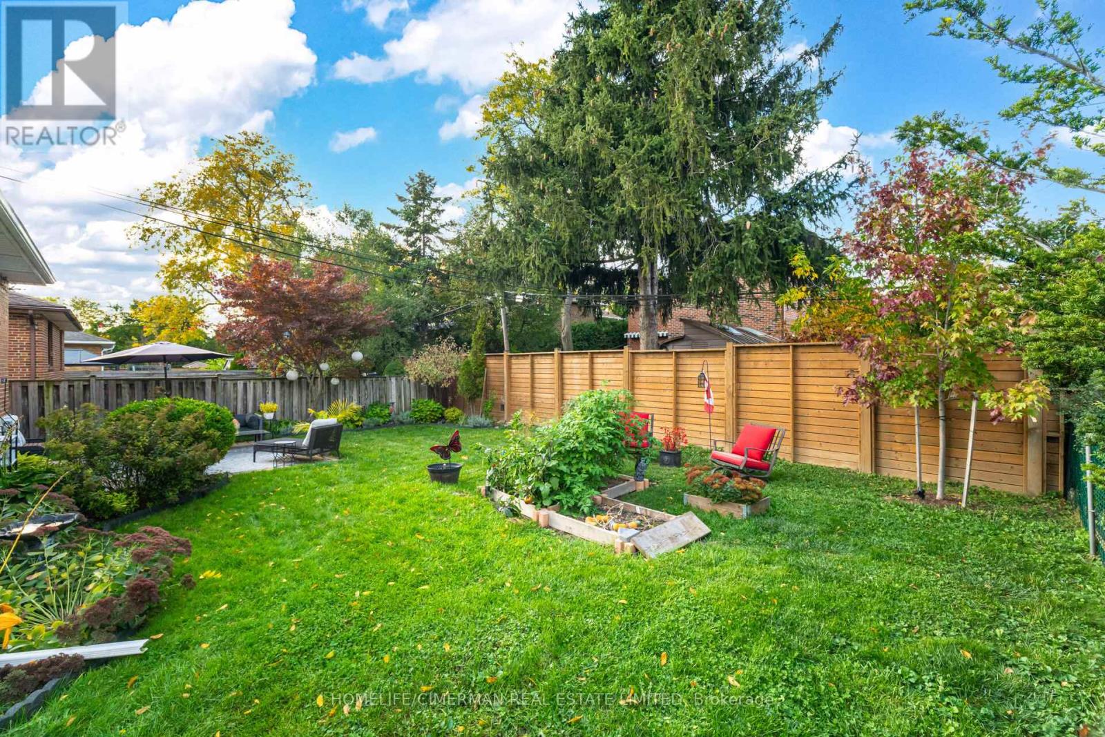 66 Mooreshead Drive, Toronto, Ontario  M9C 2S3 - Photo 49 - W12492936