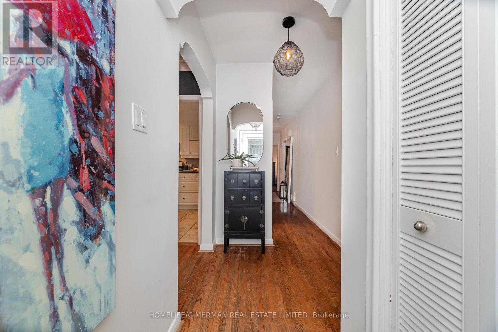 66 Mooreshead Drive, Toronto, Ontario  M9C 2S3 - Photo 7 - W12492936