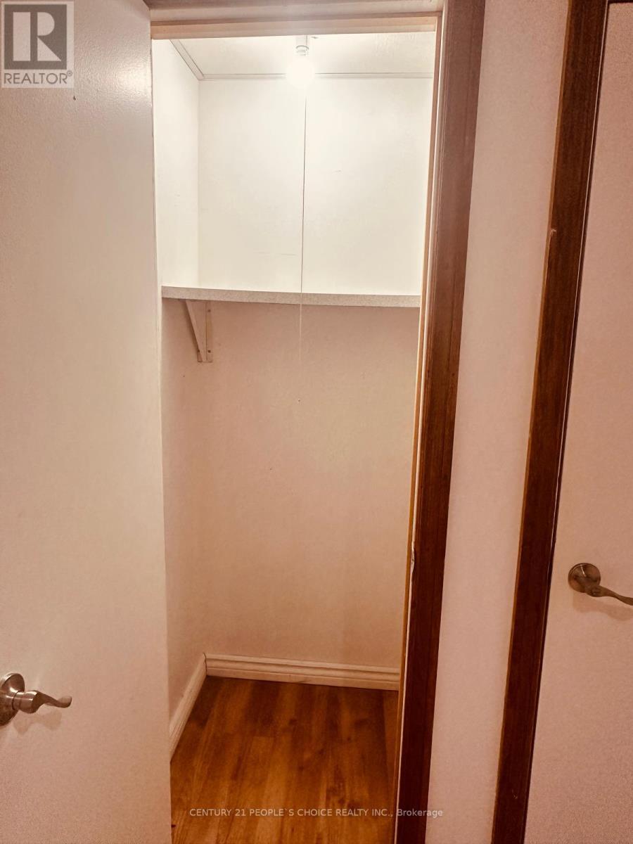 48 Yellow Brick Road, Brampton, Ontario  L6V 4L1 - Photo 12 - W12492958