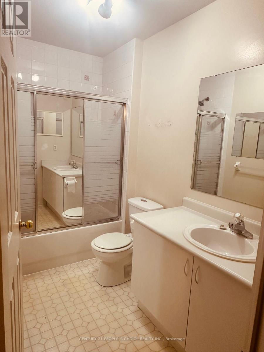 48 Yellow Brick Road, Brampton, Ontario  L6V 4L1 - Photo 23 - W12492958