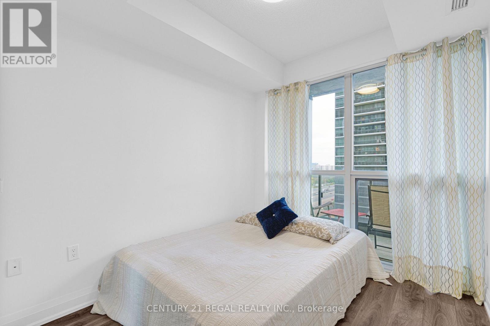 1410 - 9 Valhalla Inn Road, Toronto, Ontario  M9B 0B2 - Photo 16 - W12492966