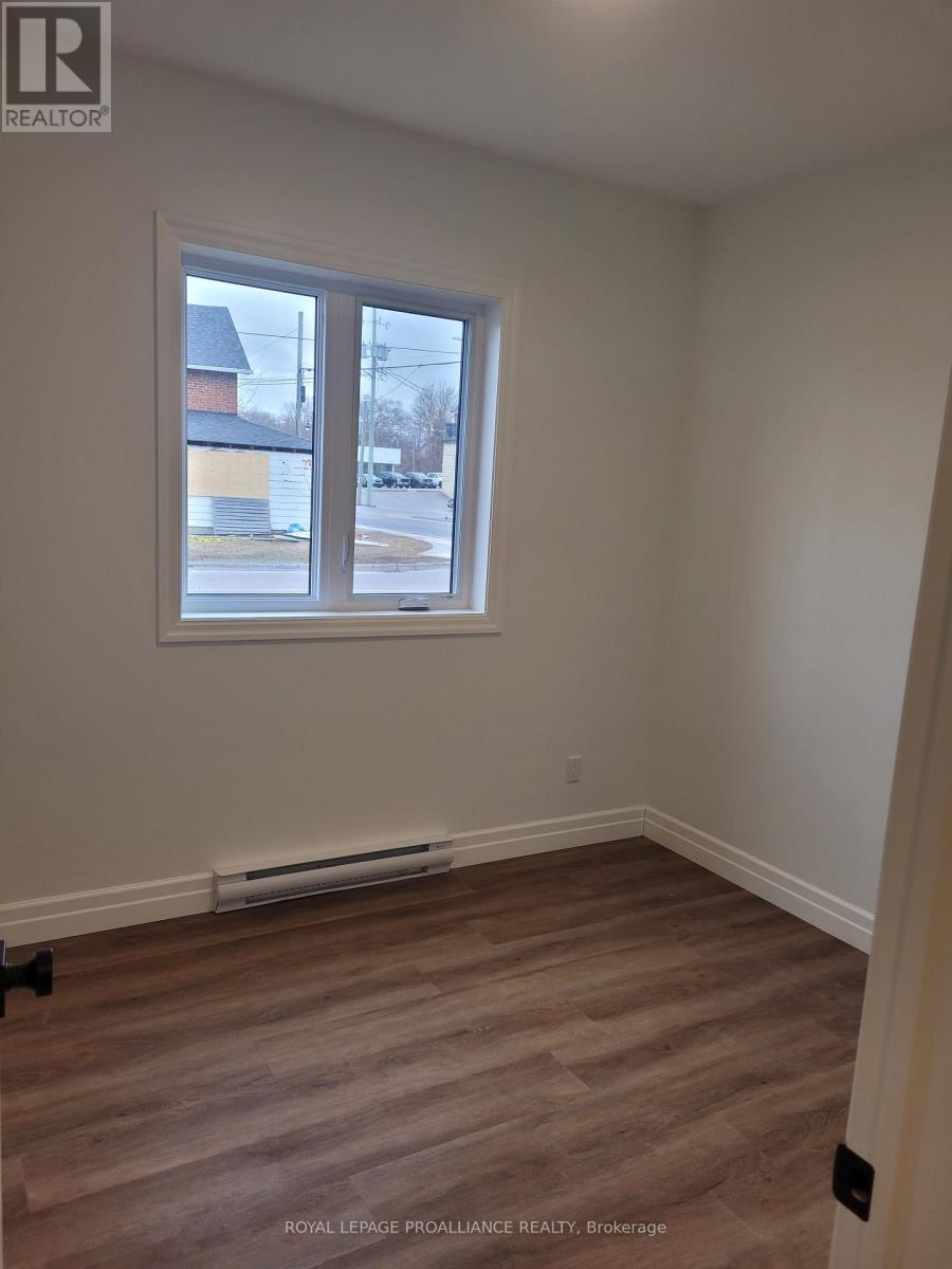1 - 15 Bay Street, Quinte West, Ontario  K8V 1H2 - Photo 4 - X12481247