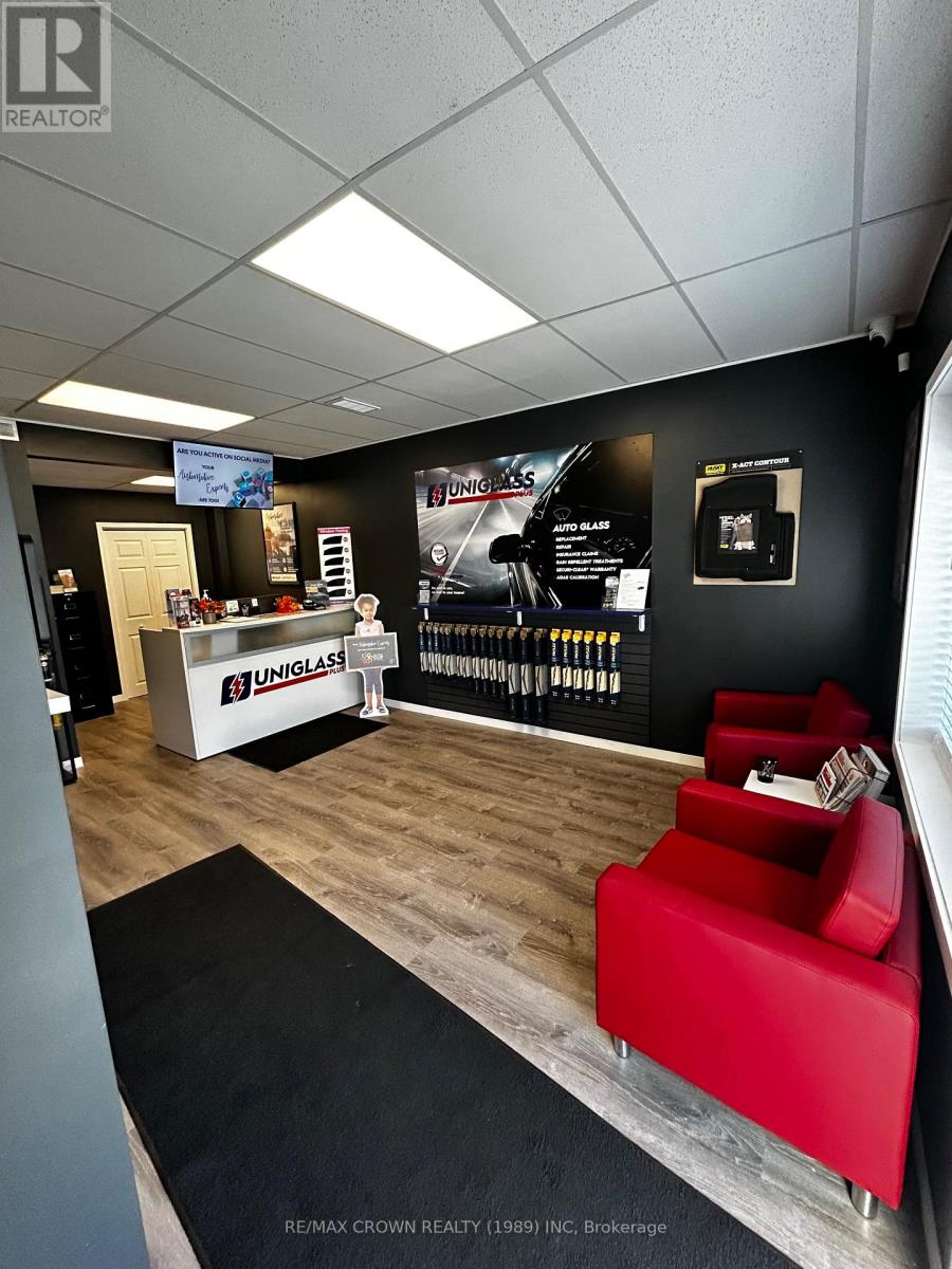 294 Main Street, North Bay, Ontario  P1B 1B1 - Photo 3 - X12493018