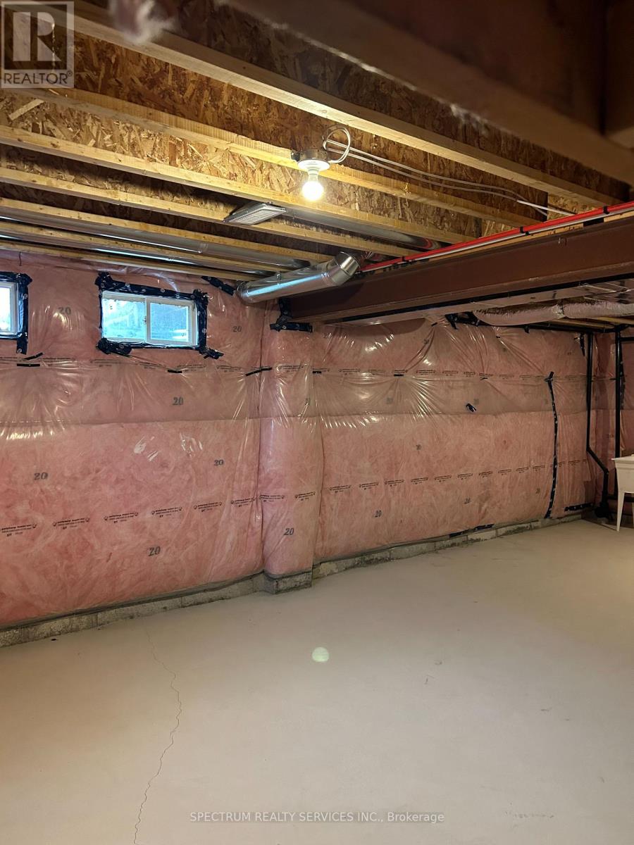 6 Ingalls Avenue, Brantford, Ontario  N3V 0B7 - Photo 13 - X12492910