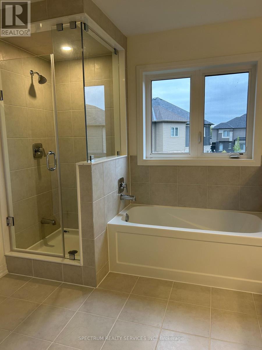 6 Ingalls Avenue, Brantford, Ontario  N3V 0B7 - Photo 7 - X12492910