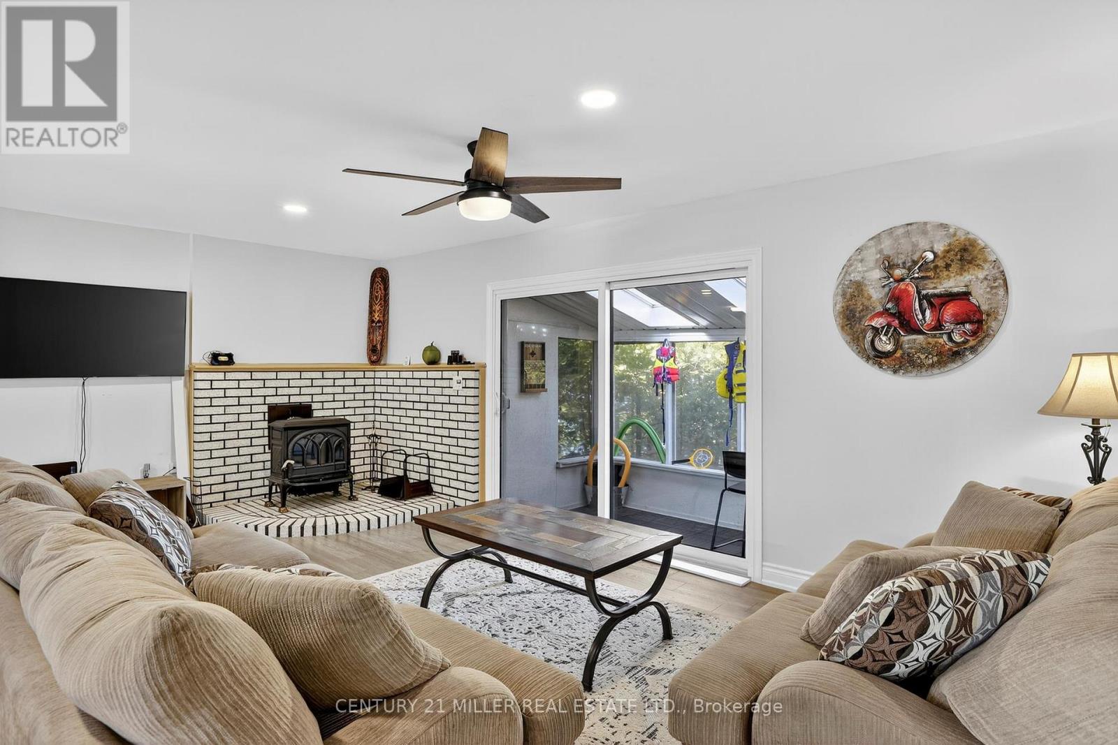 733 Marble Point Road, Marmora And Lake, Ontario  K0K 2M0 - Photo 9 - X12492982