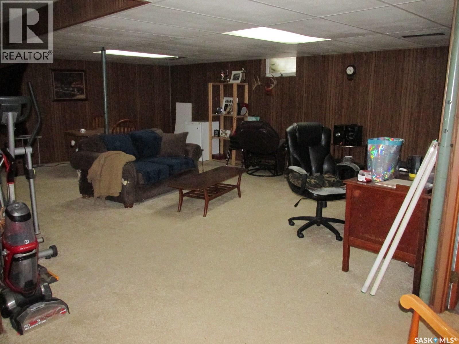 109 7th Avenue E, Nipawin, Saskatchewan  S0E 1E0 - Photo 30 - SK010782