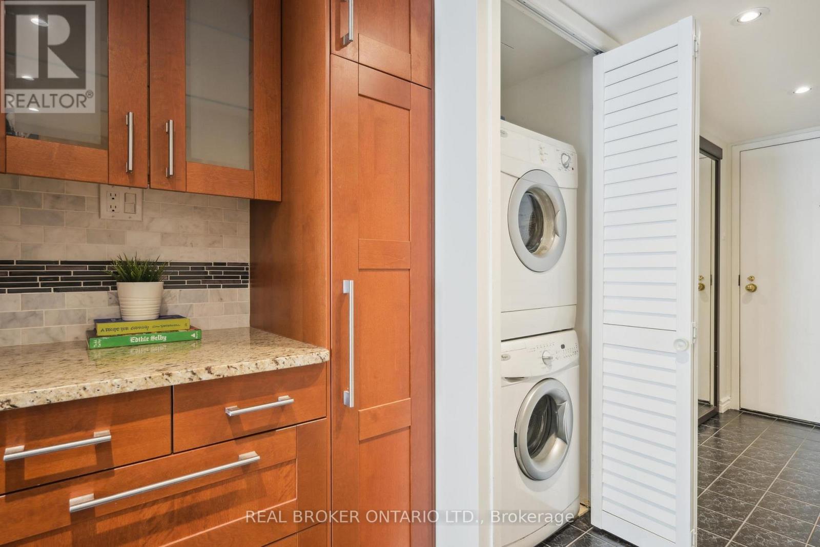 508 - 92 King Street E, Toronto, Ontario  M5C 2V8 - Photo 6 - C12493032