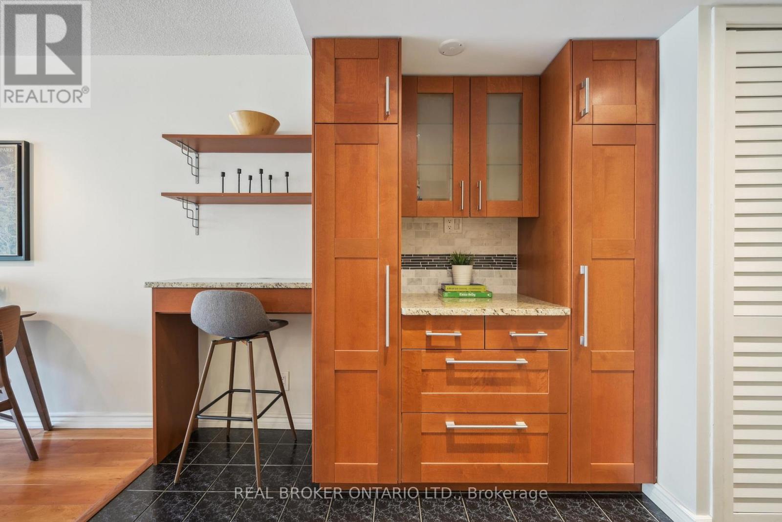 508 - 92 King Street E, Toronto, Ontario  M5C 2V8 - Photo 7 - C12493032