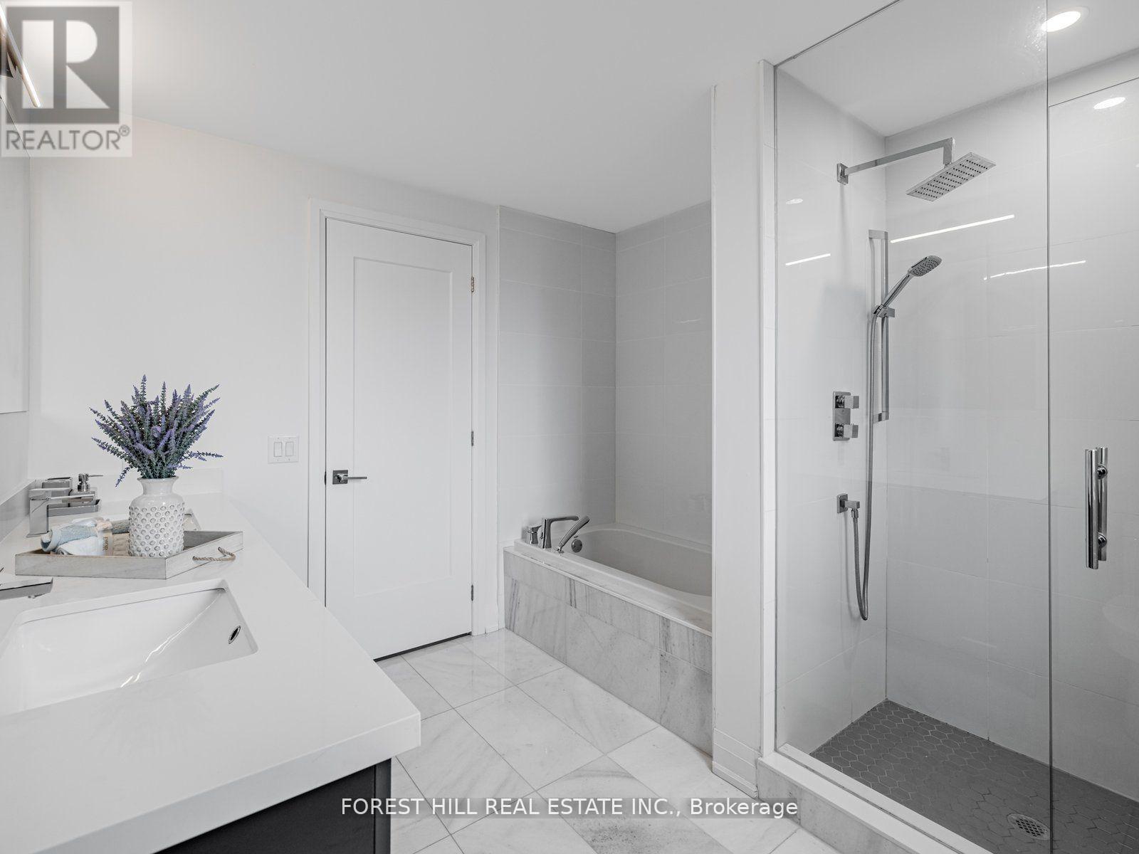 Unit-5 - 35 Dervock Crescent, Toronto, Ontario  M2K 0G7 - Photo 20 - C12493054