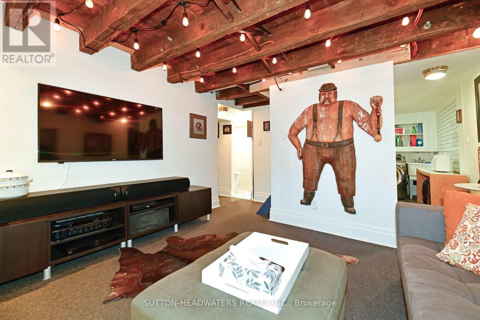 40 Geneva Avenue, Toronto, Ontario  M5A 2J8 - Photo 21 - C12493114