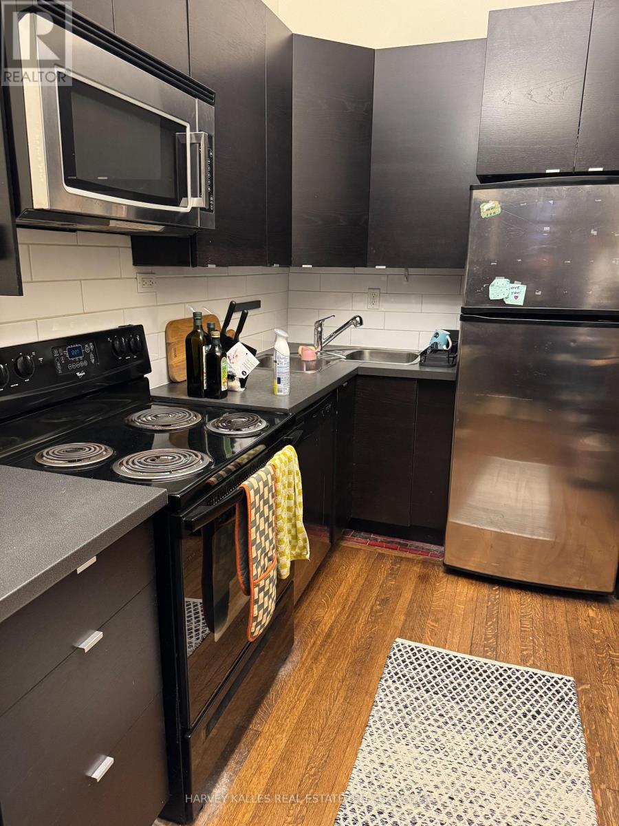 200 - 678 Huron Street, Toronto, Ontario  M5R 2R9 - Photo 3 - C12493200