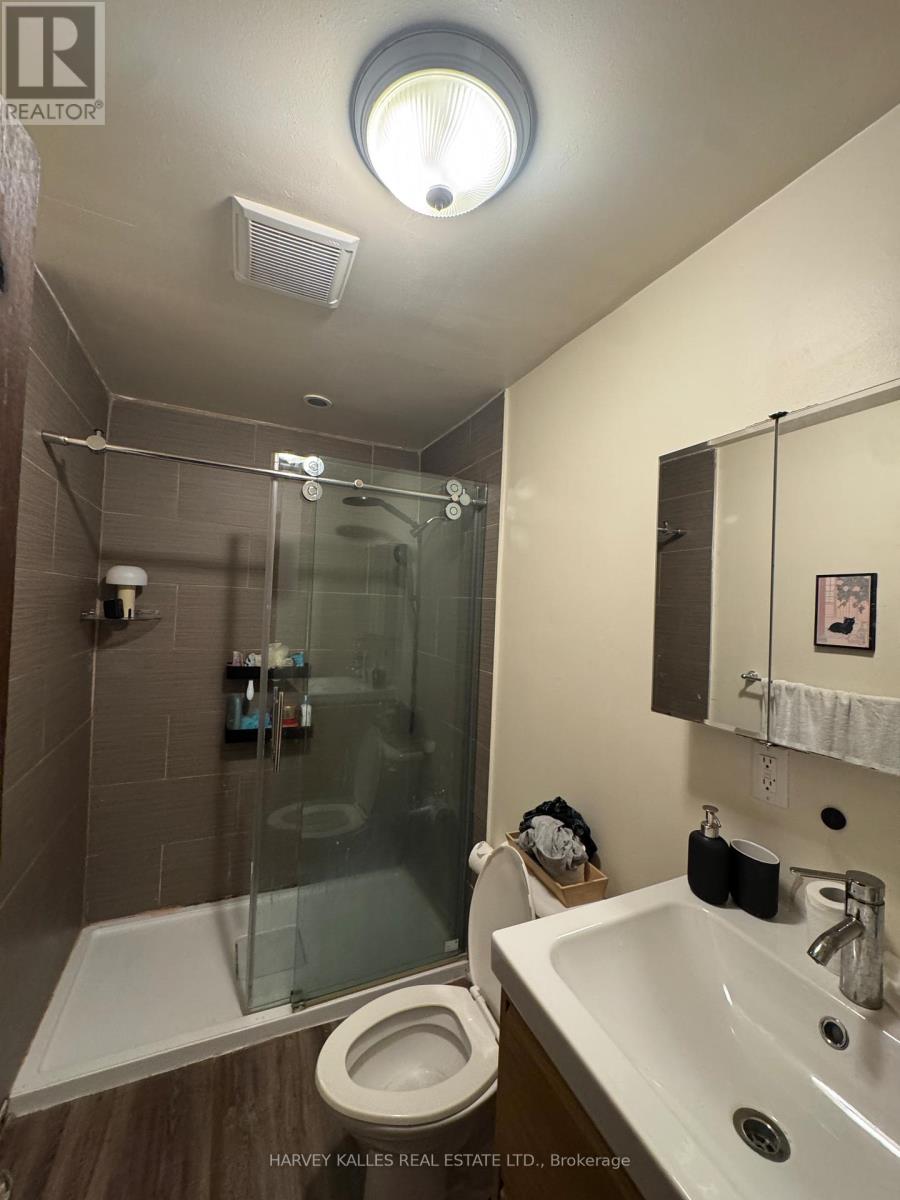 200 - 678 Huron Street, Toronto, Ontario  M5R 2R9 - Photo 5 - C12493200