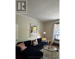 200 - 678 HURON STREET, Toronto, Ontario