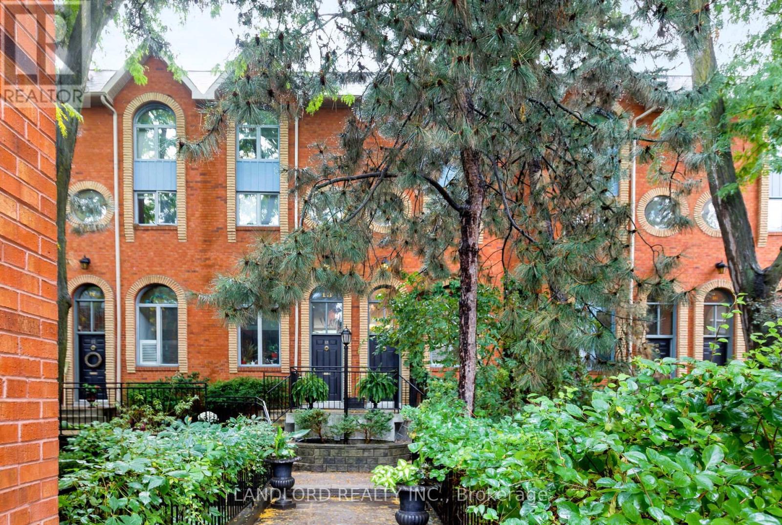 14 - 280 SHERBOURNE STREET, Toronto, Ontario