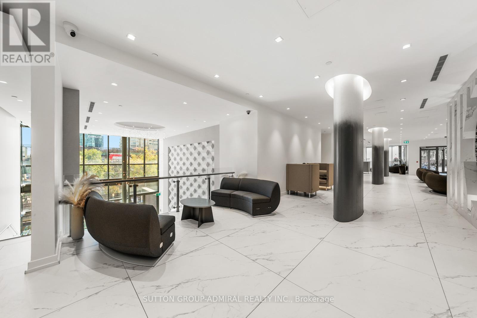 3711 - 11 Brunel Court, Toronto, Ontario  M5V 3Y3 - Photo 3 - C12493220