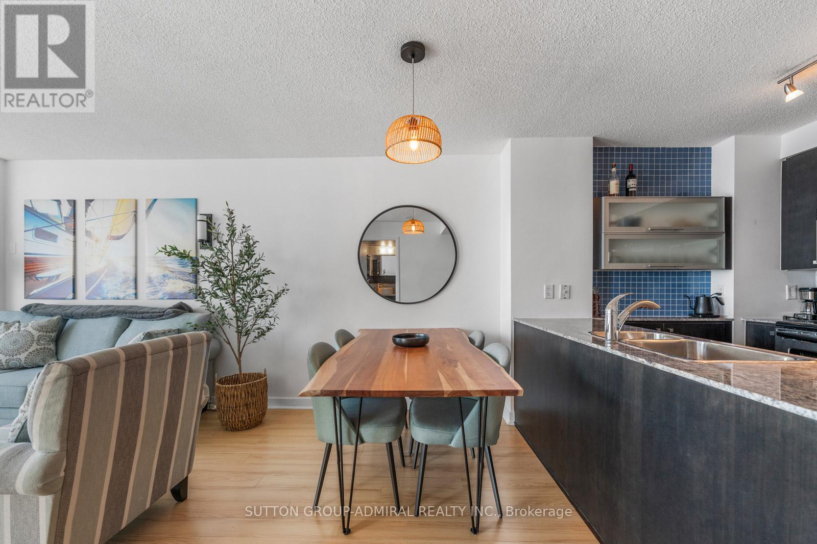 3711 - 11 Brunel Court, Toronto, Ontario  M5V 3Y3 - Photo 7 - C12493220