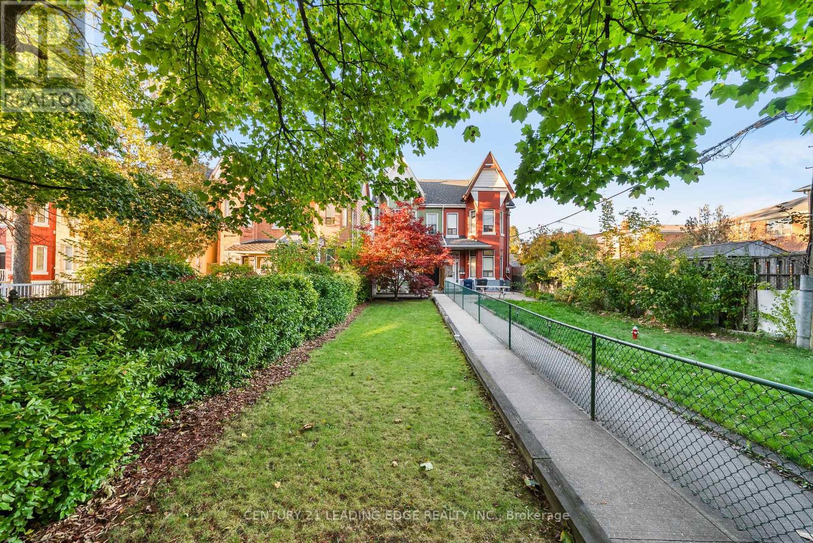 52 Florence Street, Toronto, Ontario  M6K 1P5 - Photo 42 - C12493234