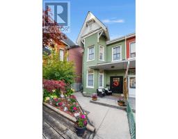 52 FLORENCE STREET, Toronto, Ontario