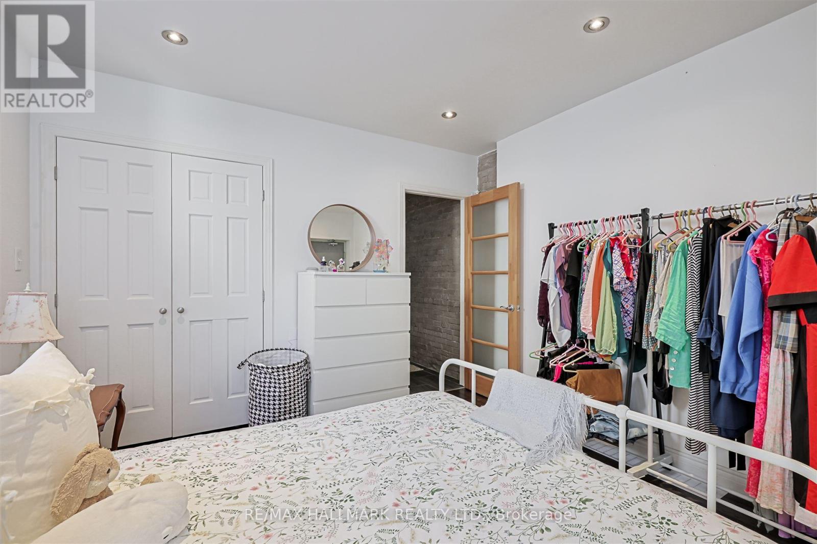 1926 Gerrard Street E, Toronto, Ontario  M4L 2C1 - Photo 15 - E12493042