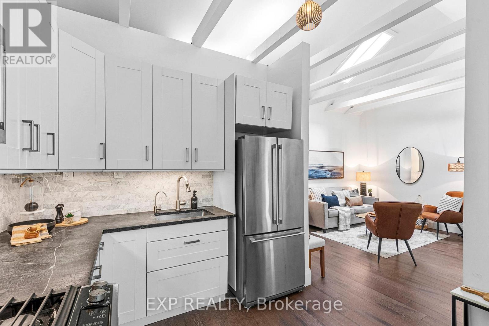 14 Audley Avenue, Toronto, Ontario  M4M 1P6 - Photo 18 - E12493044