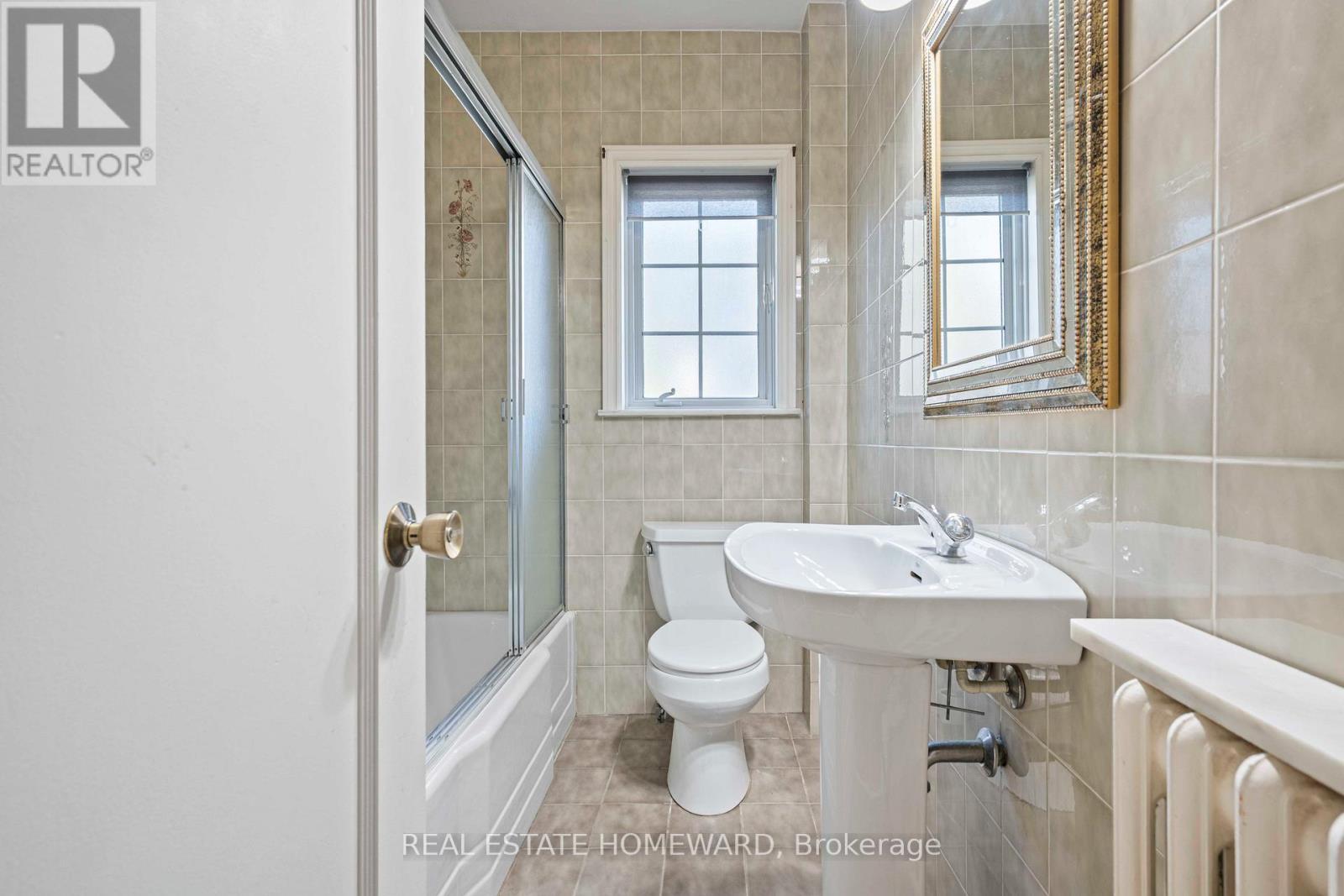 59 Parkview Hill Crescent, Toronto, Ontario  M4B 1R1 - Photo 17 - E12493074