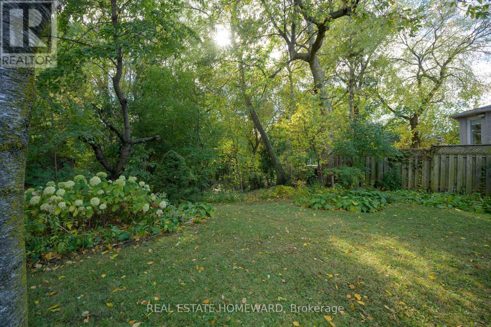 59 Parkview Hill Crescent, Toronto, Ontario  M4B 1R1 - Photo 34 - E12493074