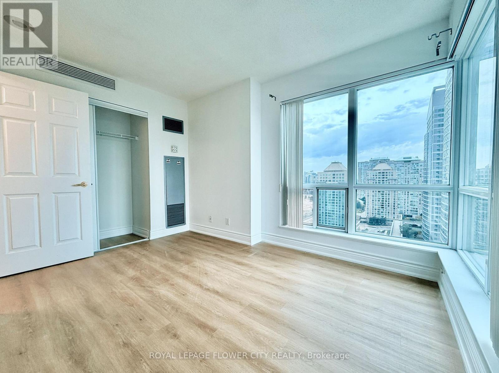 2303 - 11 Lee Centre Drive, Toronto, Ontario  M1H 3J5 - Photo 8 - E12493112