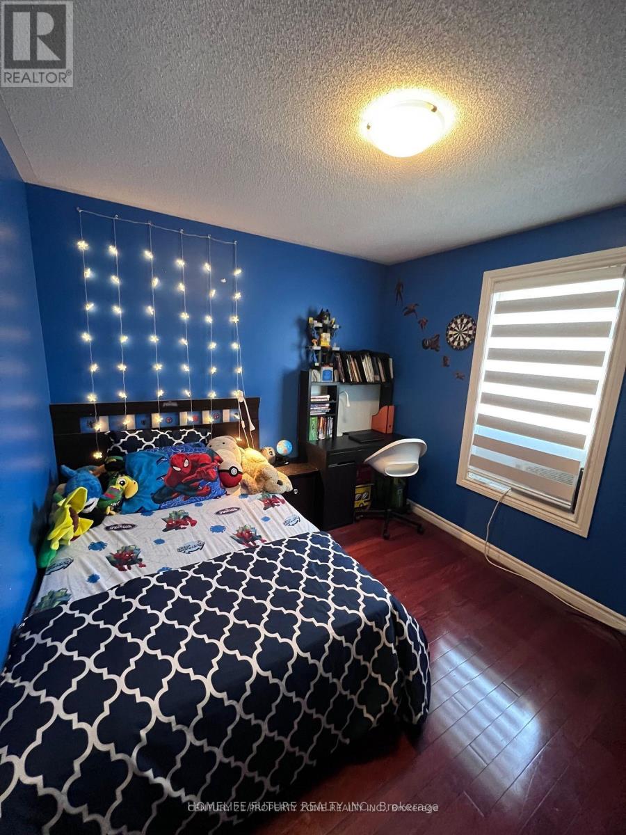 606 Pape Avenue, Toronto, Ontario  M4K 3R8 - Photo 10 - E12493204